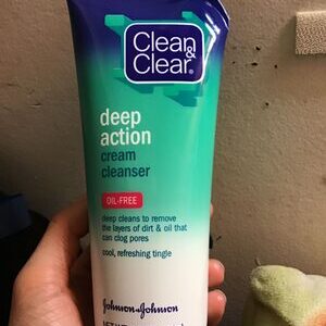 Clean & Clear Deep Action Cream Cleanser 6.5oz