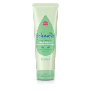 Johnson Baby Creamy Oil Aloe Vera & Vit. E 8oz